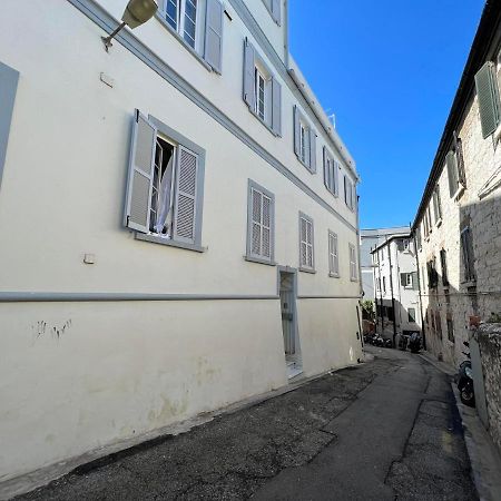 Apartament Quirky 1Br Just Off Main Street Prime Location Gibraltar Zewnętrze zdjęcie